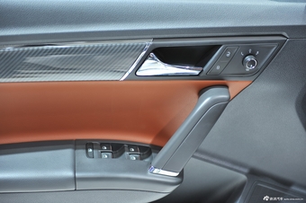 2014款上海大众朗行运动版