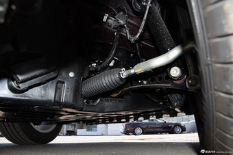 2016款捷豹XJL 2.0T自动两驱典雅商务版