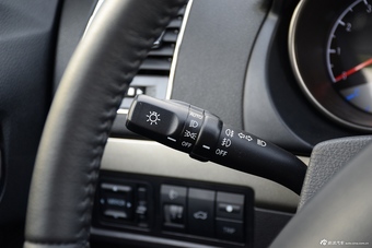 2015款吉利GX7 1.8L手动运动版新精英型升级版国V