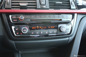 2014款宝马428i运动设计套装版到店实拍