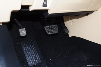 2015款汉兰达3.5L自动四驱精英版