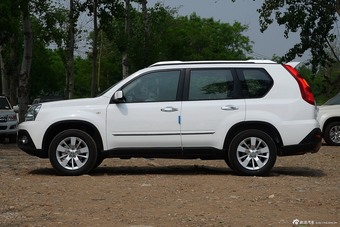 2016款风度MX6 2.0L自动两驱卓越版