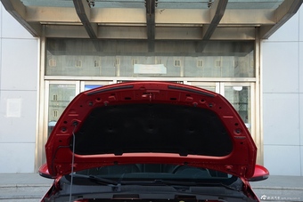 2016款艾瑞泽5 1.5L自动领臻版