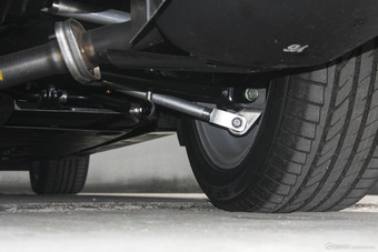 2015款英菲尼迪Q70L 2.5L豪华版