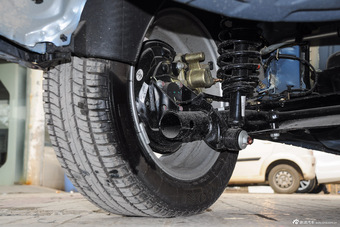 2015款比亚迪全新F3节能版1.5L手动尊贵型