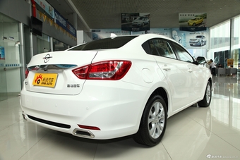 2014款福美来M5 1.6L手动时尚型