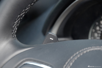 2017款林肯MKZ 2.0T自动尊雅版