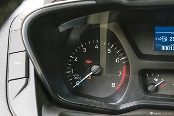 2016款途睿欧2.0T手动精睿版