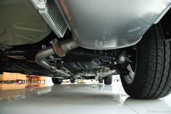 2013款凯美瑞200G 2.0L自动经典豪华版