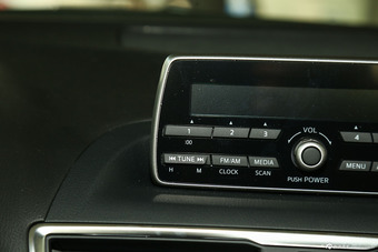 2016款马自达3昂克赛拉1.5L手动三厢舒适型