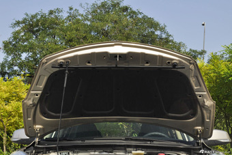 2015款福美来1.6L手动品尚型