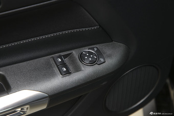 2016款野马2.3T自动性能版