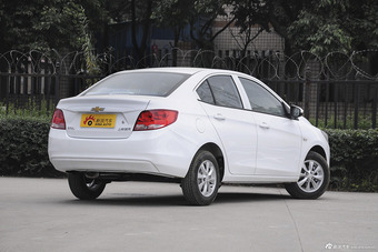 2015款赛欧3 1.3L手动理想版