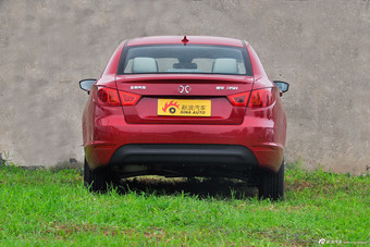 2014款绅宝D50 1.5L手动标准版