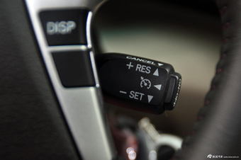 2012款汉兰达3.5L自动四驱豪华版7座