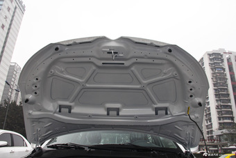 2015款爱丽舍质尚版1.6L自动时尚版