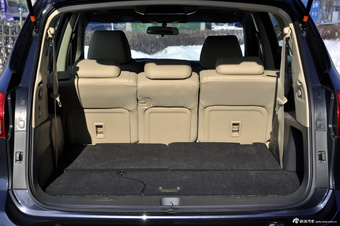 2011款斯巴鲁驰鹏 3.6L 7座