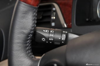 2013款凯美瑞2.5G舒适版