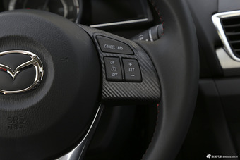 2016款马自达3昂克赛拉2.0L自动三厢旗舰型