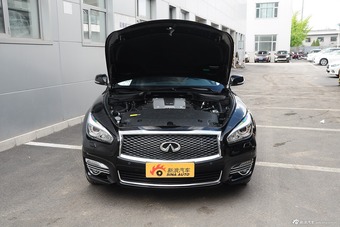 2015款英菲尼迪Q70L 2.5L奢华版