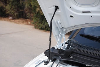 2015款中华V3 1.5L手动精英型