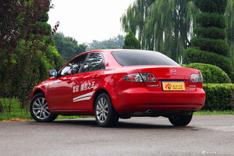 2013款马自达6 2.0L自动超豪华型