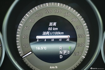 2014款奔驰E 300L运动轿车