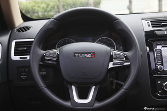 2015款改款野马T70 1.8TCVT优雅型