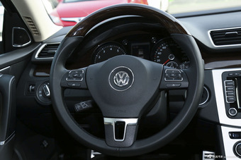 2015款迈腾2.0T自动改款旗舰型