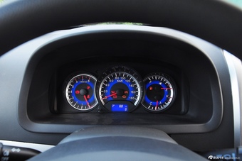 2015款北斗星X5 1.4L手动巡航升级版 国V