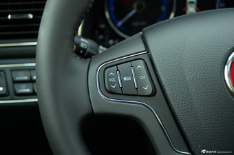 2015款红旗H7 1.8T自动豪华型