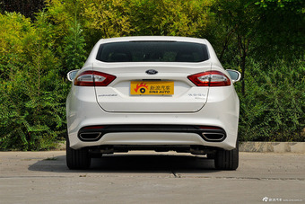 2013款蒙迪欧 2.0L GTDi200 豪华型