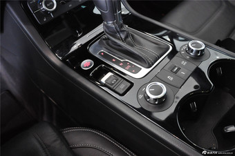 2014款进口大众途锐到店实拍