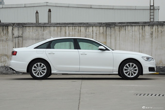 2016款奥迪A6L 2.5L自动30FSI舒适型