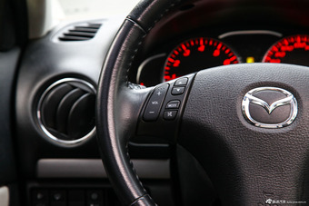 2013款马自达6 2.0L自动超豪华型