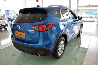 2013款马自达CX-5 2.0L自动四驱精英型