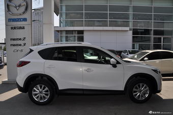 2013款马自达CX-5 2.5L自动四驱豪华型