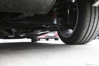 2016款沃尔沃S60L 2.0T自动 T5智驭版