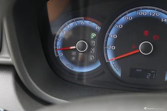 2015款骏派D60 1.8L自动舒适型