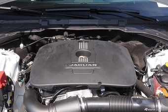 2015款捷豹XE R-SPORT 2.0 i4 Ti (200PS)