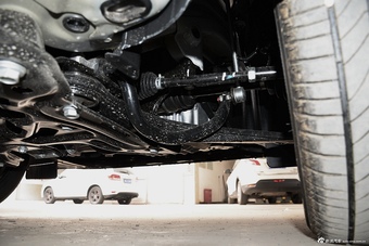 2016款传祺GS4 1.5T自动豪华版235T G-DCT