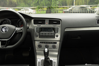 2014款高尔夫1.4TSI自动豪华型