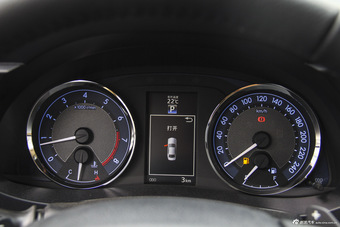 2014款雷凌1.8GS CVT精英版