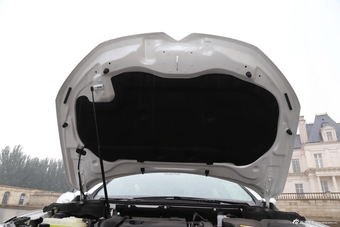 2017款雪铁龙C61.8T自动旗舰型