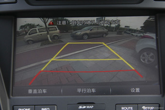 2013款改款全新胜达 2.0T 自动四驱顶级型