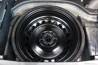 2013款奔驰GLK300 4MATIC 动感型（天窗版）到店实拍