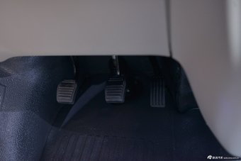 2014款江铃福特新世代全顺