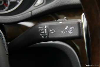 2014款帕萨特3.0 DSG旗舰尊享版