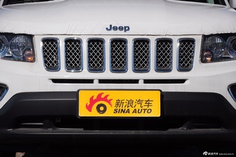 2015款指南者2.0L两驱豪华型