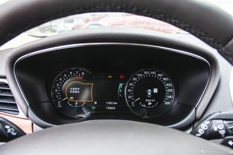 2016款林肯MKC 2.0T自动四驱尊耀版